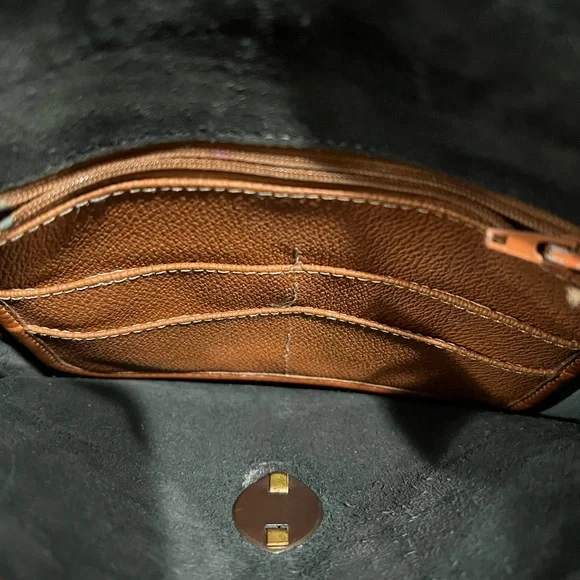 Vintage 1970s Dooney & Bourke Cavalry Spectator Leather Bucket Crossbody Bag - Picture 12 of 16